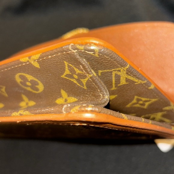 Vintage Louis Vuttion Clutch / With Chain - EUC - Picture 7 of 12